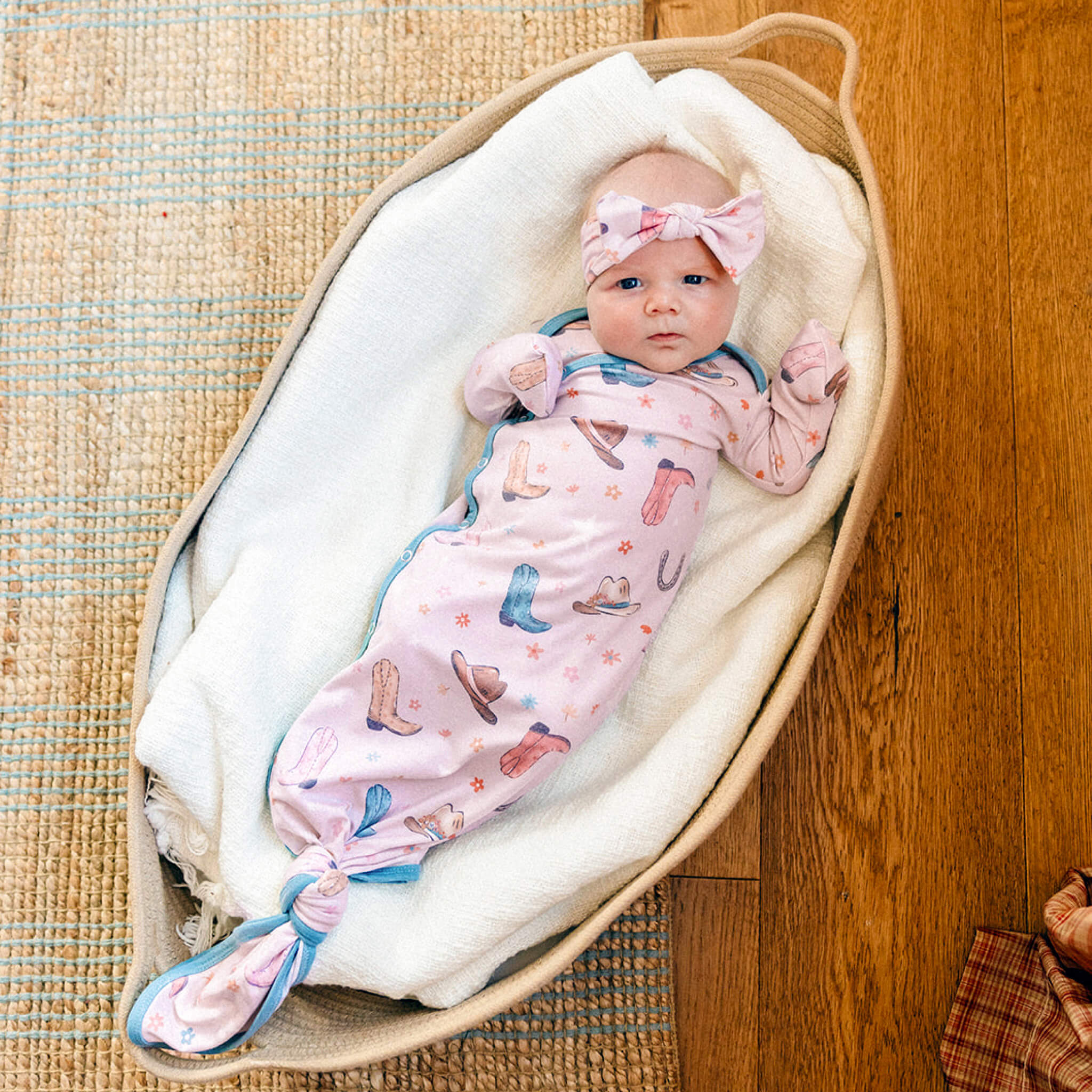 Newborn Knotted Gown - Cheyenne