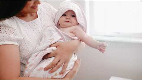 Premium Big Kid Hooded Towel - Farmstead